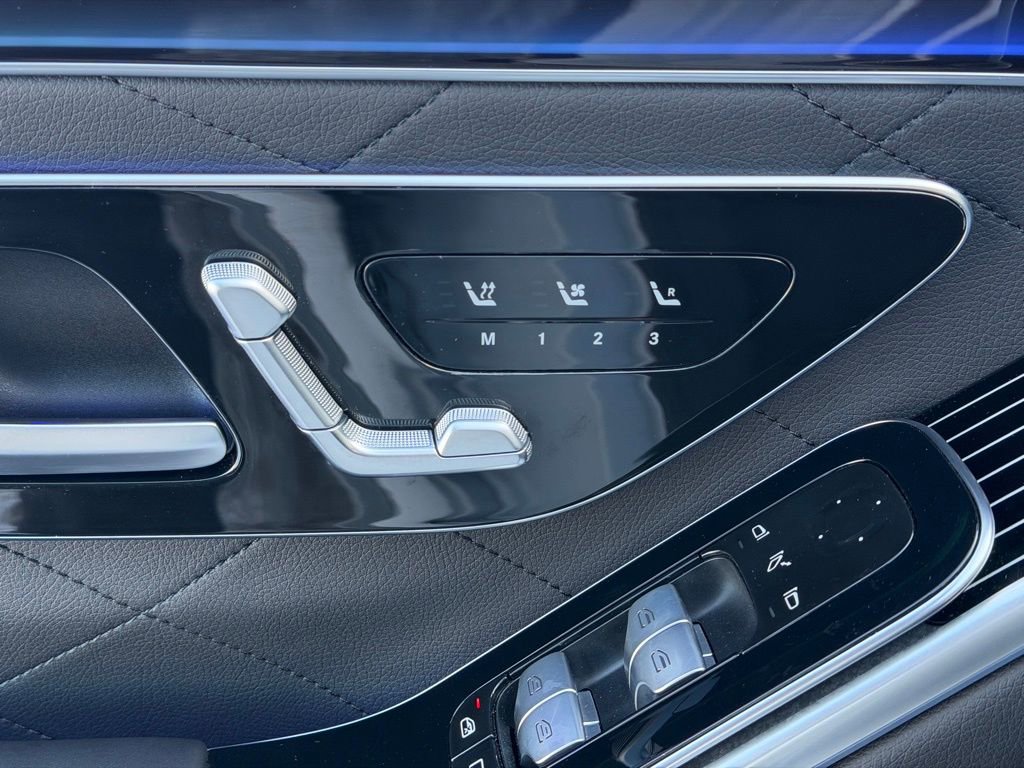 Used 2025 Mercedes-Benz S 580 4MATIC Sedan image 21