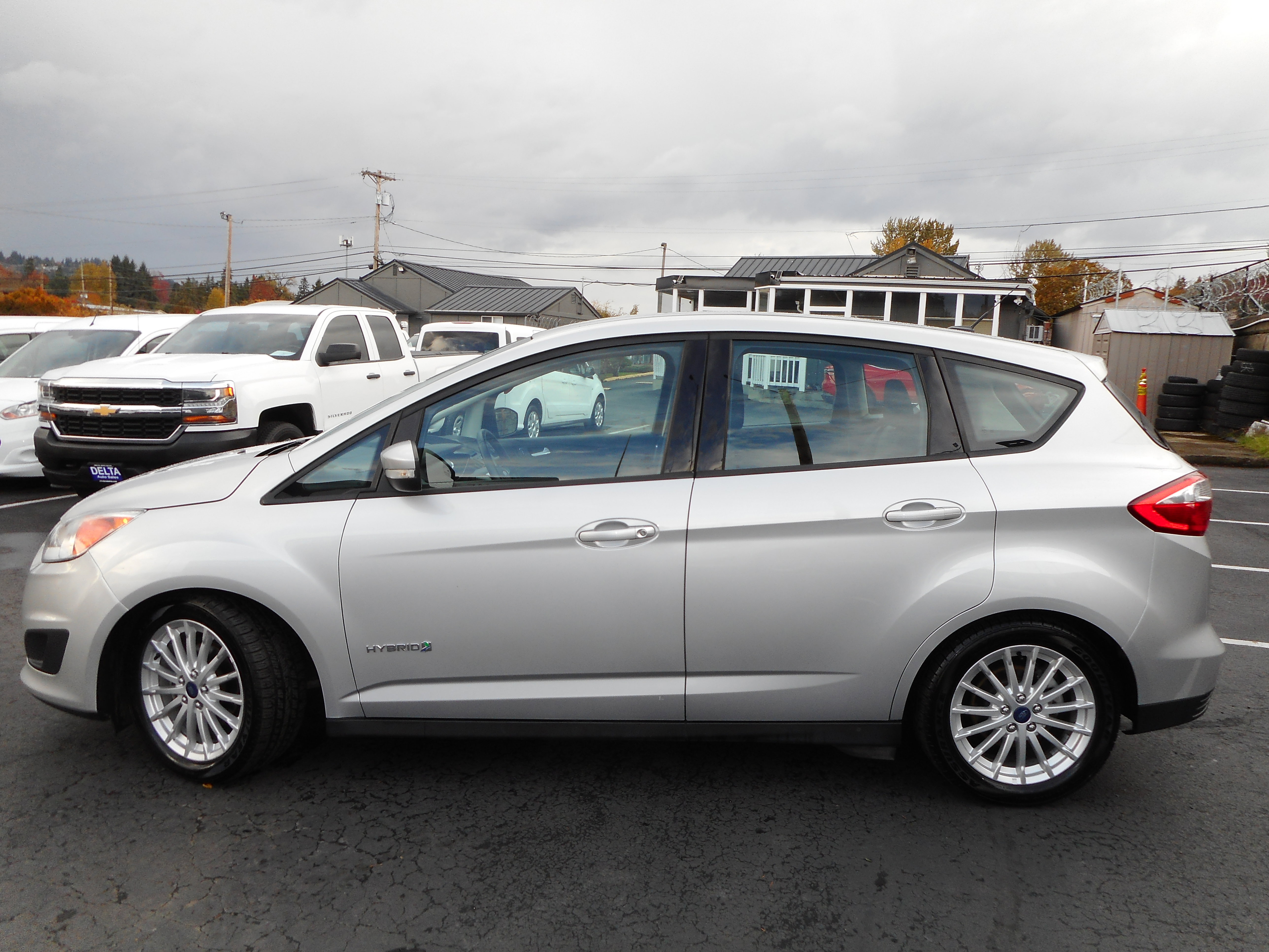 Used 2015 Ford C-MAX SE image 2