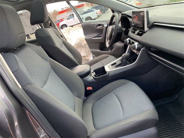 Used 2025 Toyota RAV4 XLE image 14