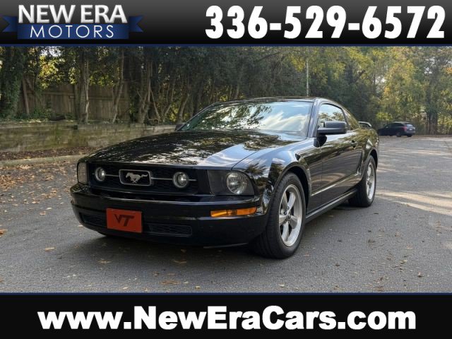 Used 2006 Ford Mustang Coupe RWD image 1