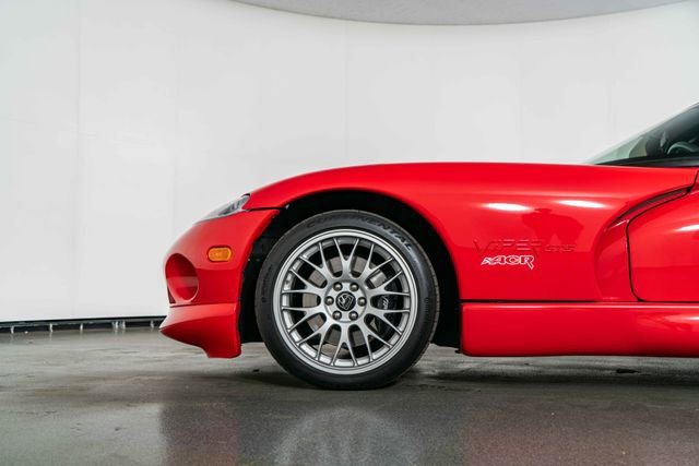 Used 2002 Dodge Viper GTS RWD image 12