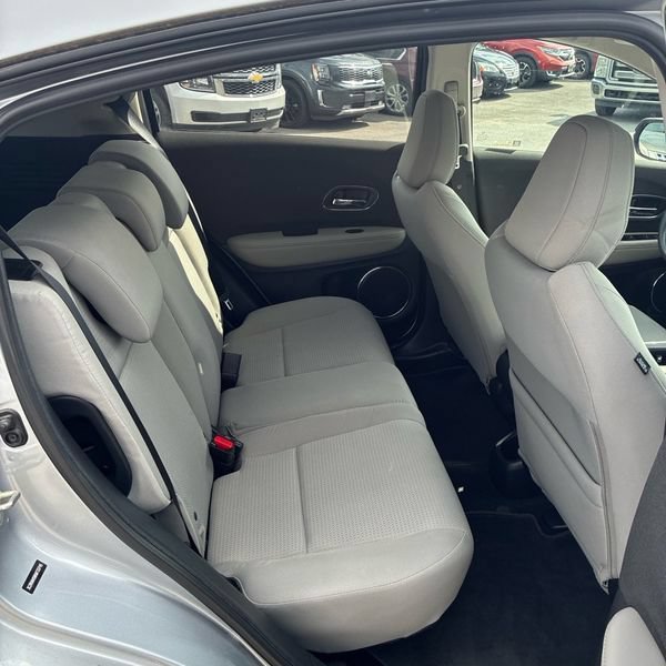 Used 2019 Honda HR-V EX image 23