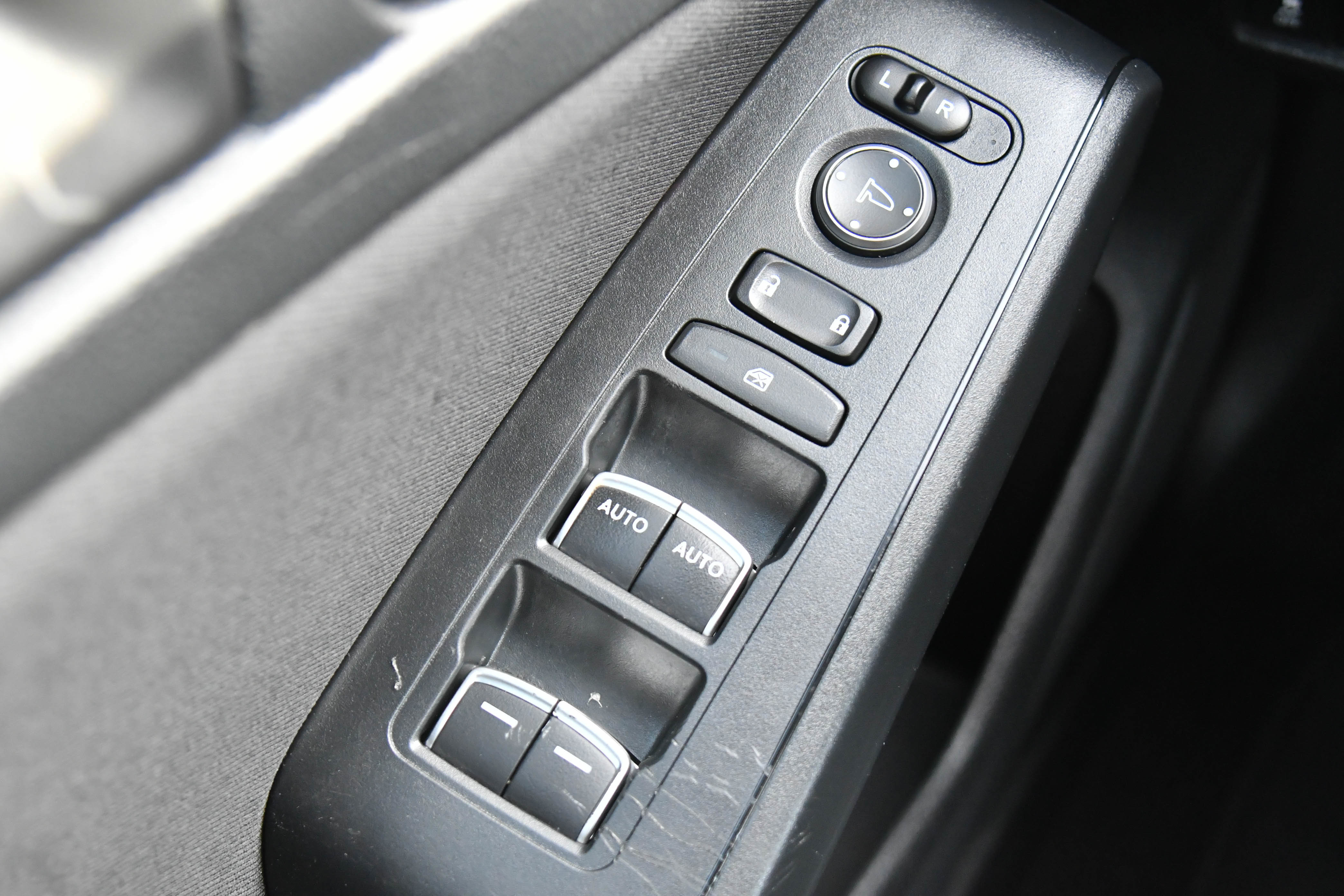 Used 2023 Honda Civic Sport image 32