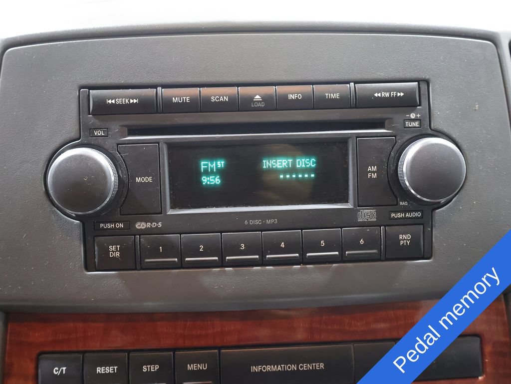 Used 2005 Jeep Grand Cherokee Limited RWD image 6