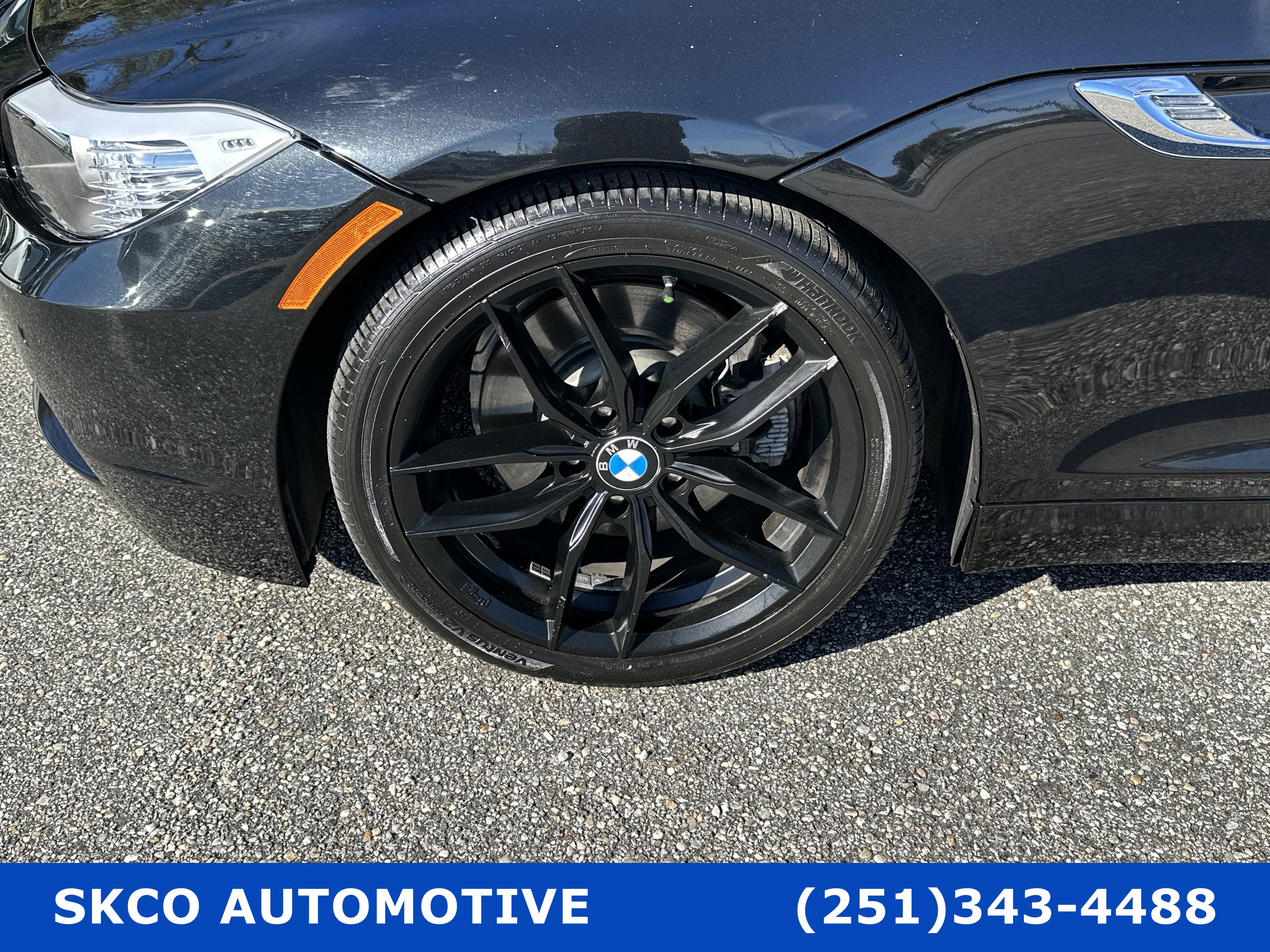 Used 2010 BMW Z4 sDrive35i image 9