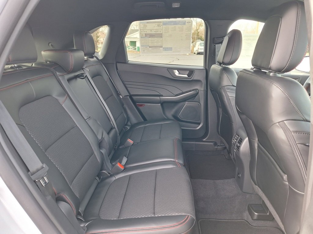 New 2026 Ford Escape ST-Line w/ Cold Weather Package image 18