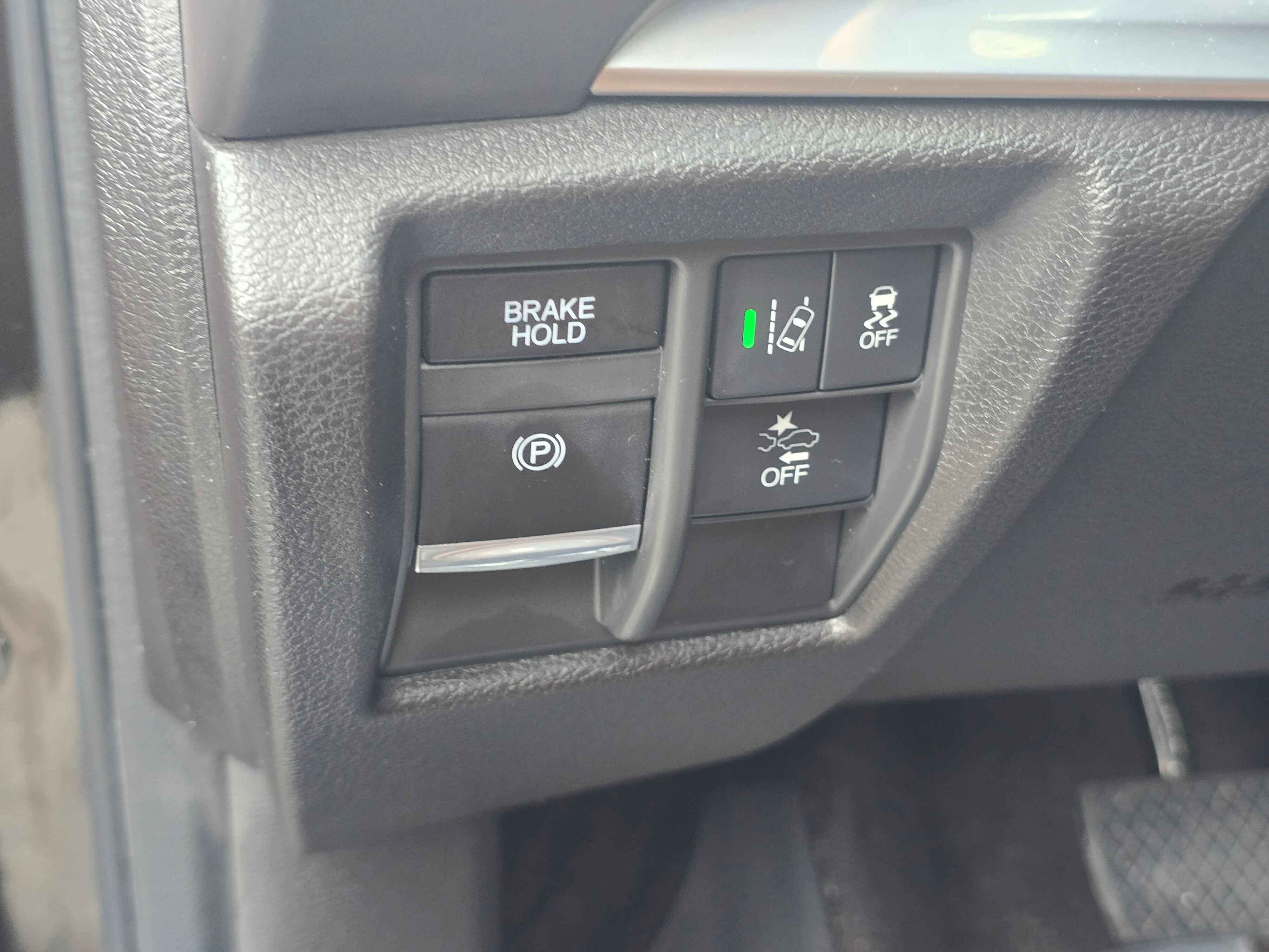 Used 2017 Acura MDX w/ Technology Package AWD/4WD image 25