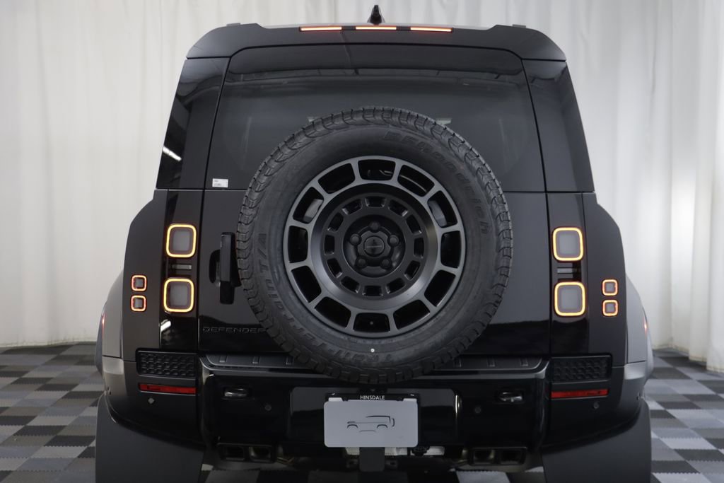 New 2026 Land Rover Defender 110 OCTA AWD/4WD image 19
