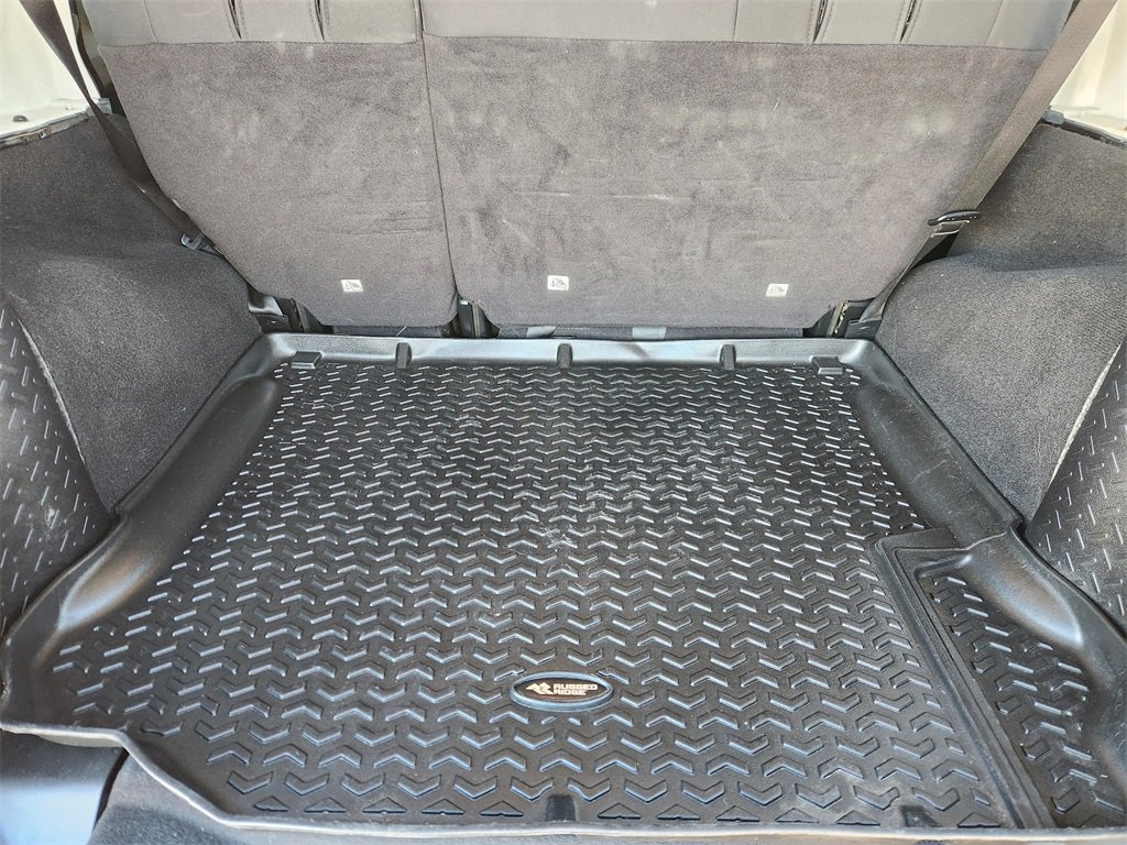 Used 2012 Jeep Wrangler Unlimited Sport image 30