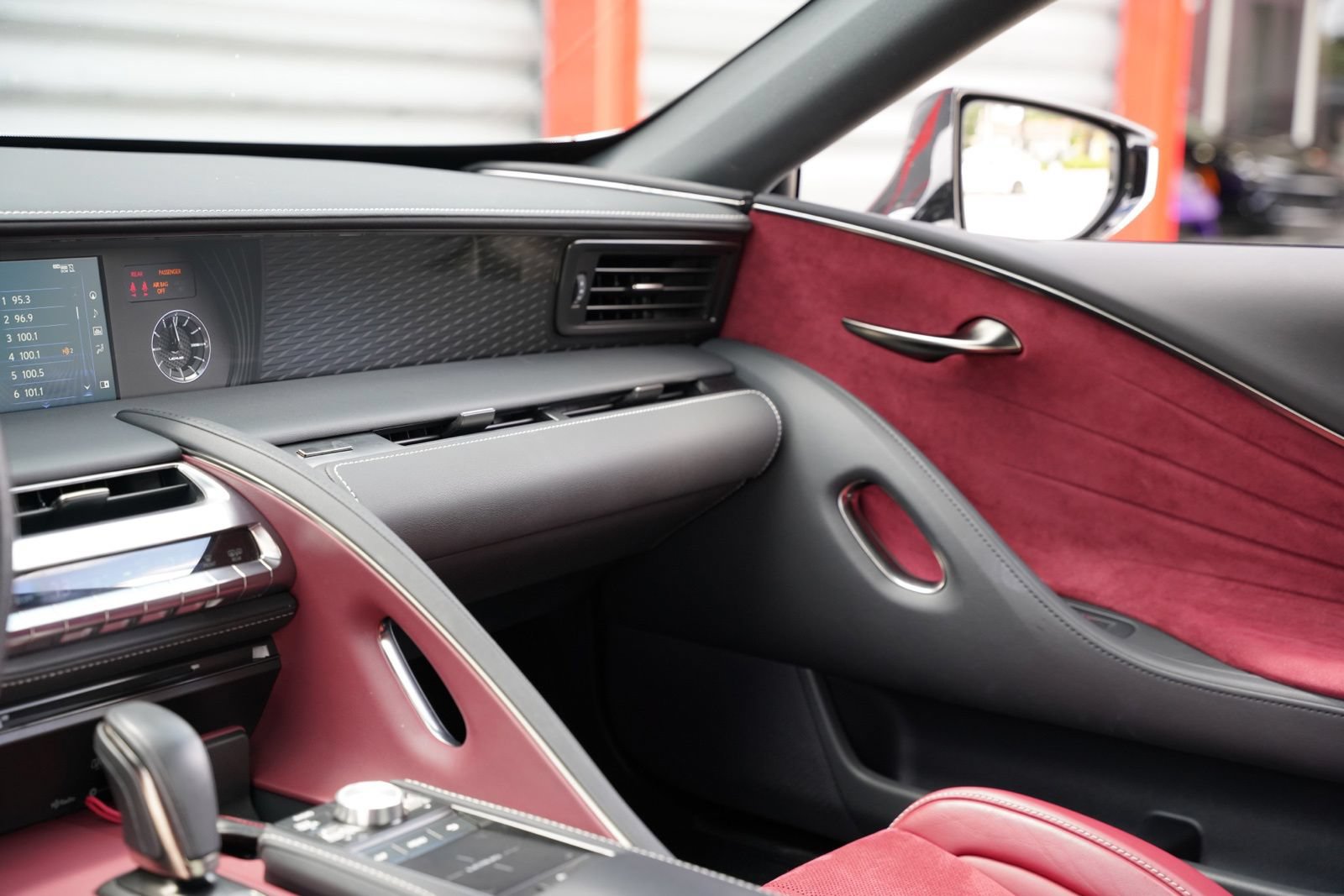 Used 2019 Lexus LC 500 Coupe w/ Sport Package RWD image 28