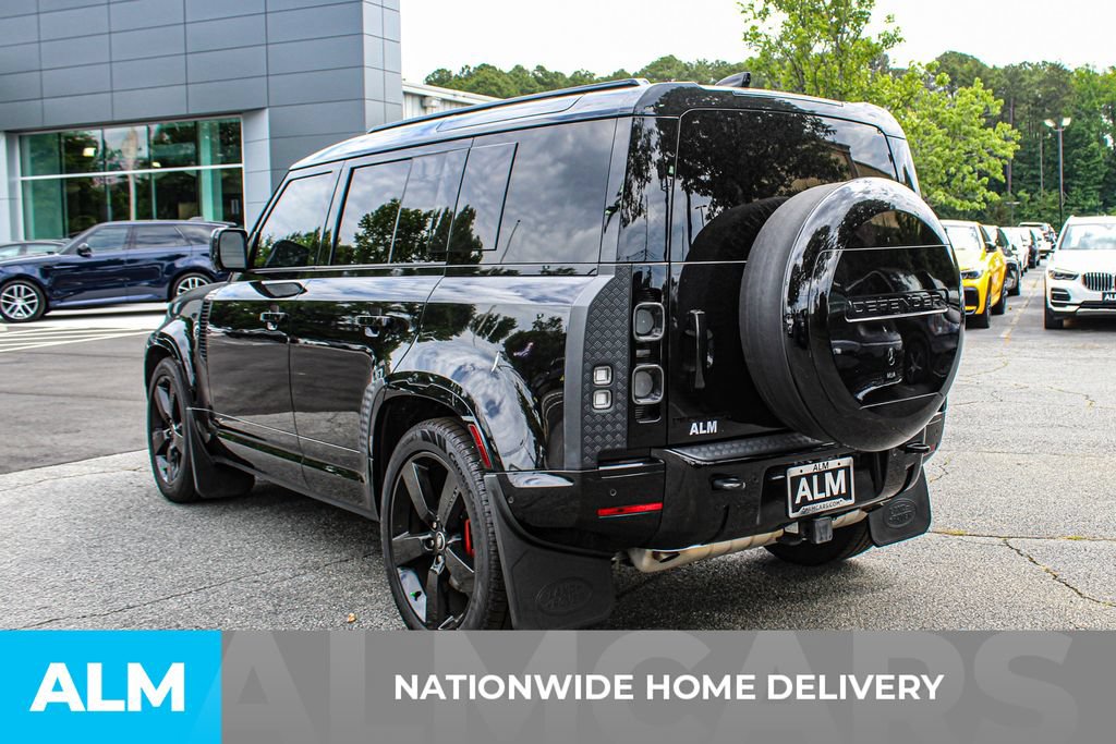 Used 2025 Land Rover Defender 110 X AWD/4WD image 4