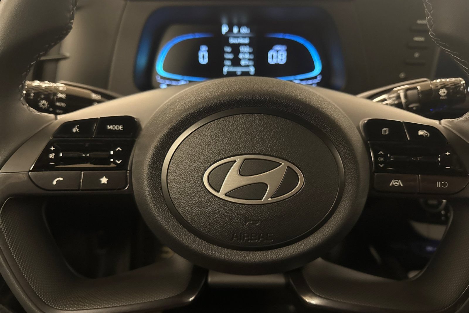 New 2026 Hyundai Elantra Sport FWD image 22
