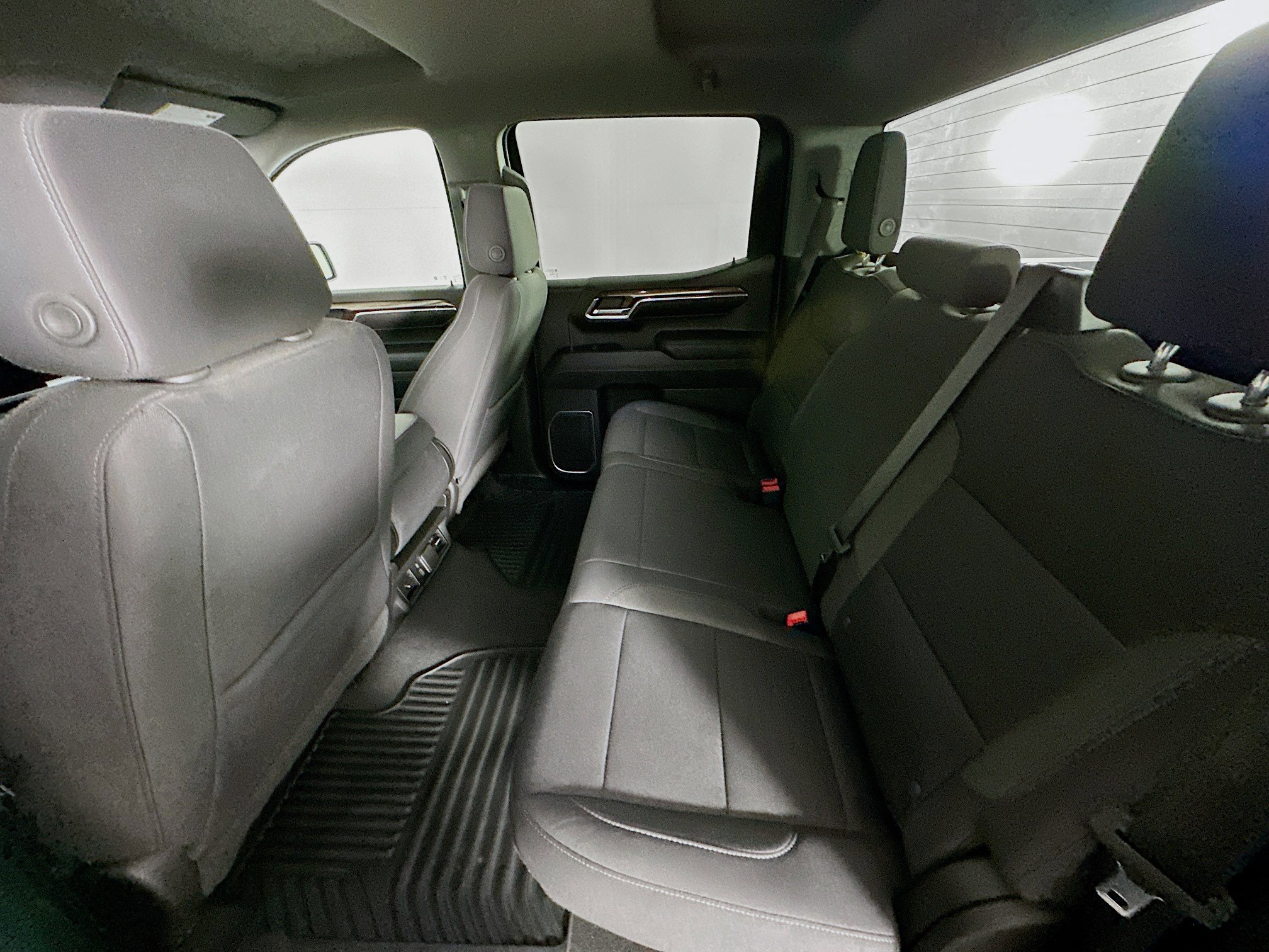 Used 2023 Chevrolet Silverado 1500 LT image 27