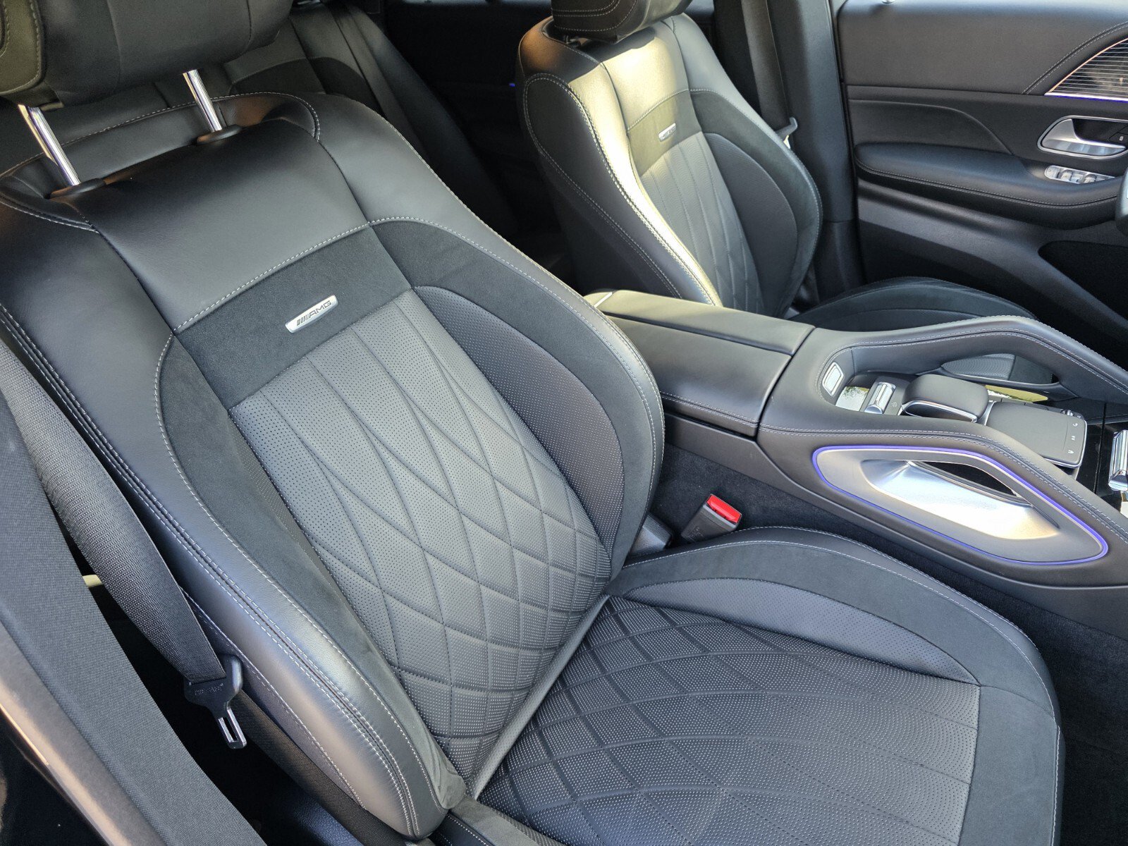 Used 2024 Mercedes-Benz GLE 53 AMG 4MATIC Coupe image 28