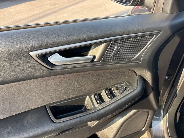 Used 2017 Ford Edge SE AWD/4WD image 14