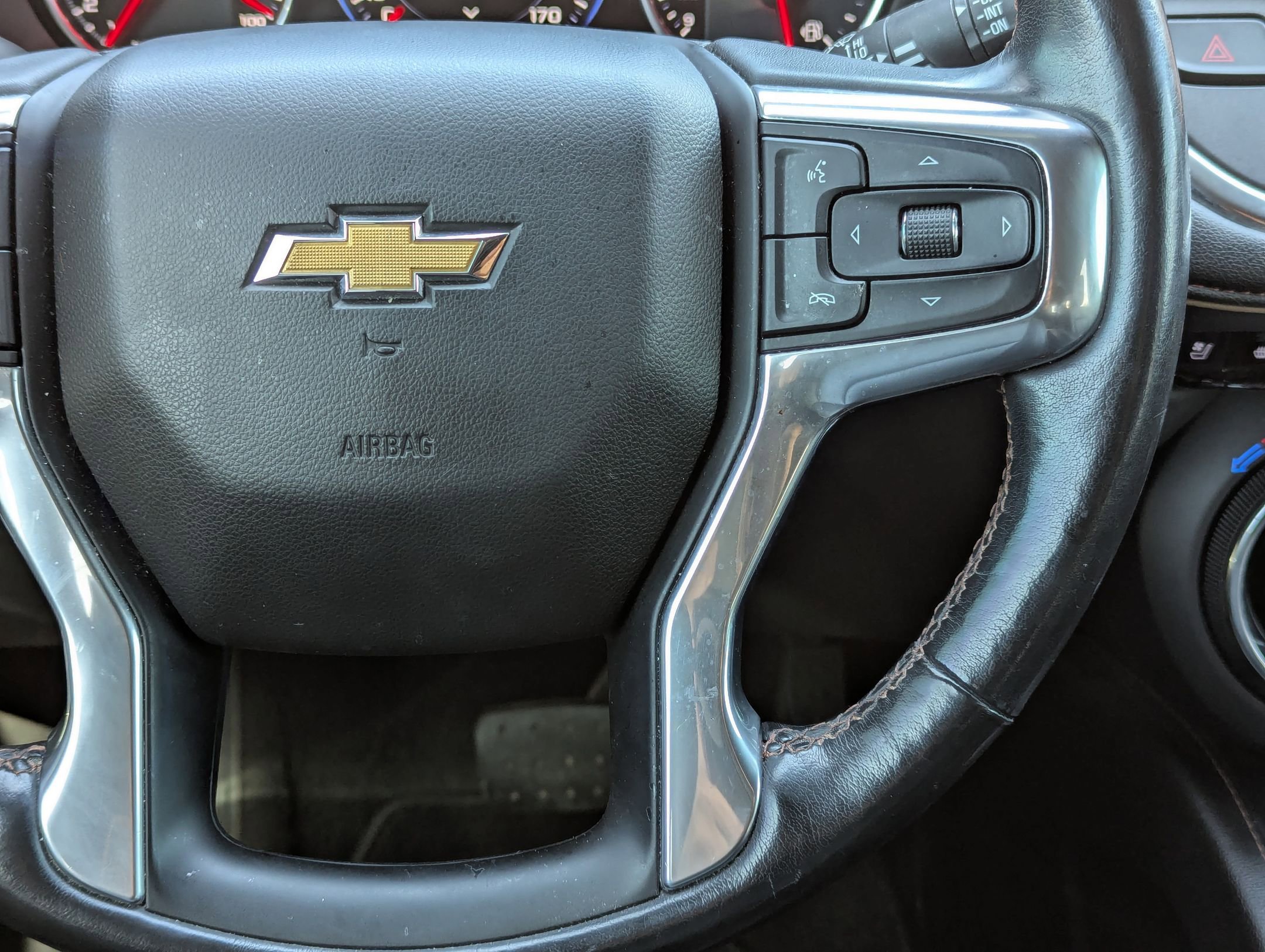 Used 2019 Chevrolet Blazer Premier w/ Driver Confidence II Package image 22