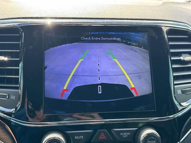 Used 2020 Jeep Grand Cherokee Limited image 32