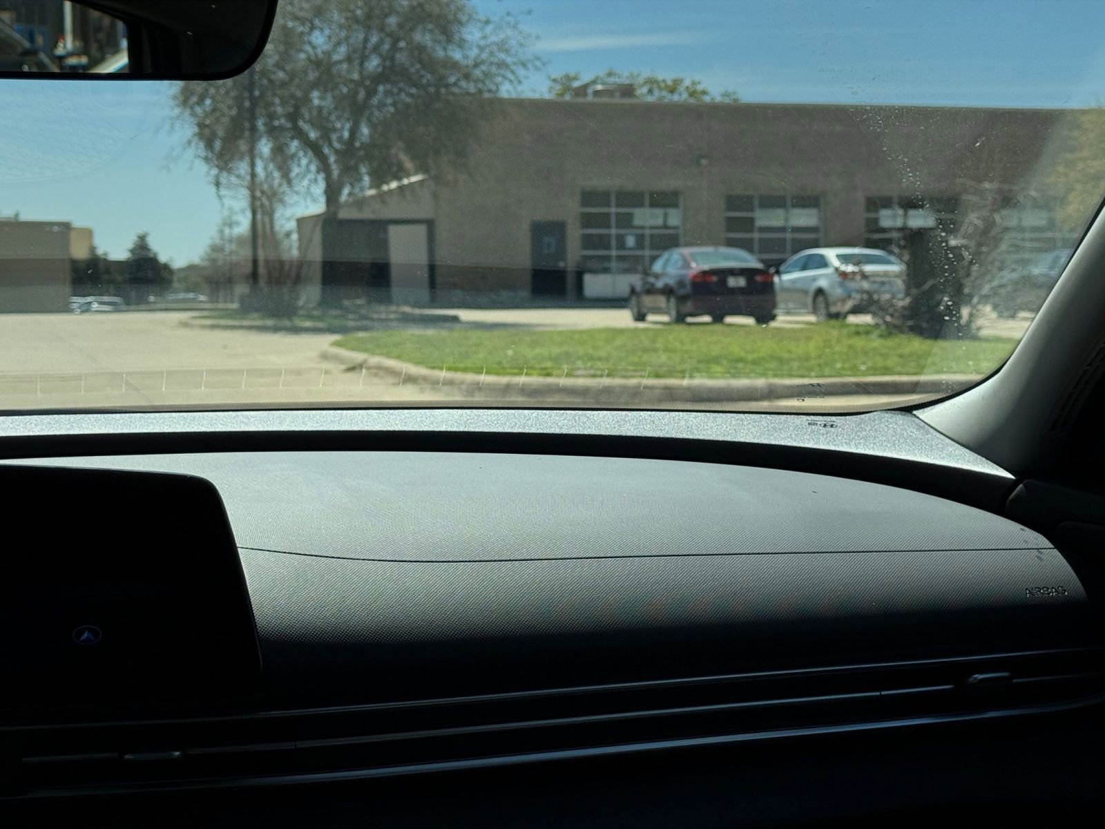 Used 2025 Hyundai Elantra SEL image 37