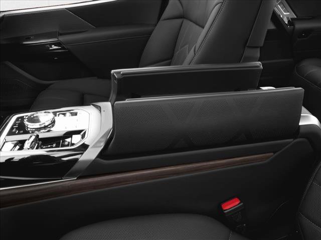 New 2025 BMW 760i xDrive image 10
