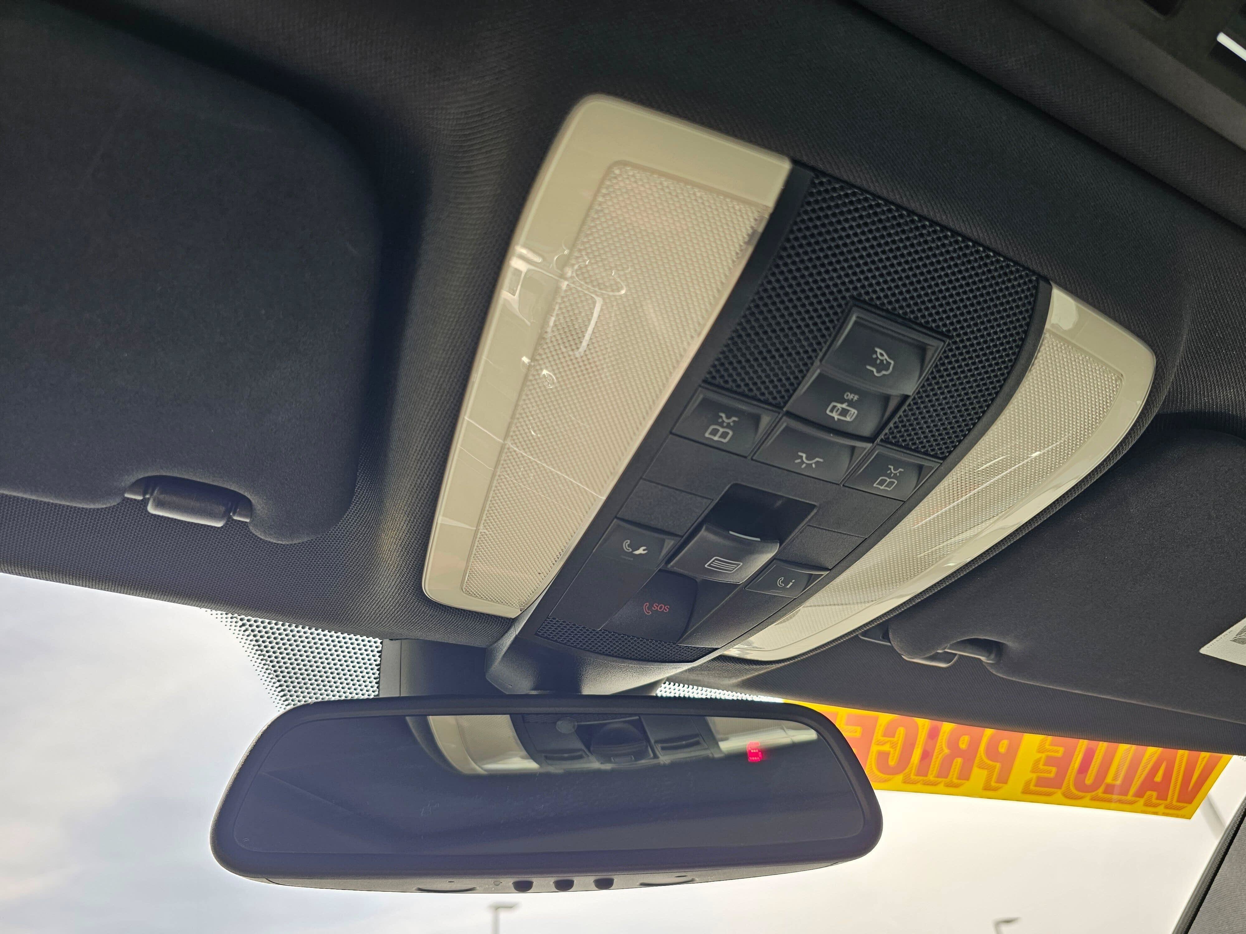 Used 2014 Mercedes-Benz C 300 4MATIC Sedan image 25
