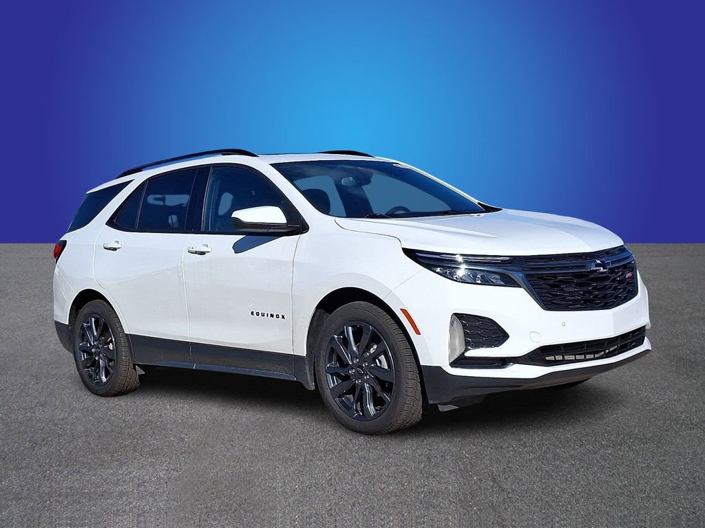 Used 2022 Chevrolet Equinox RS image 3