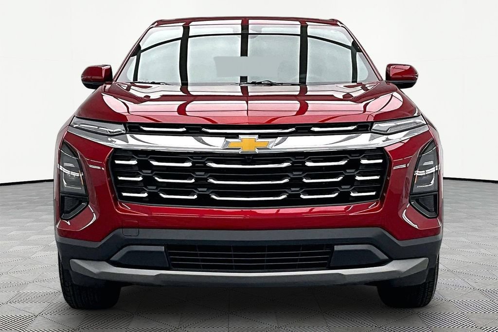 Used 2026 Chevrolet Equinox LT AWD/4WD image 3