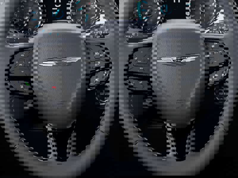 New 2026 Chrysler Pacifica Select w/ S Appearance Package image 19