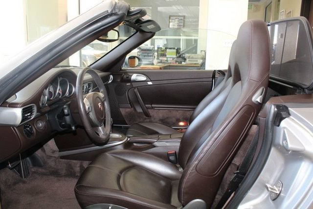 Used 2007 Porsche 911 Carrera S RWD image 7