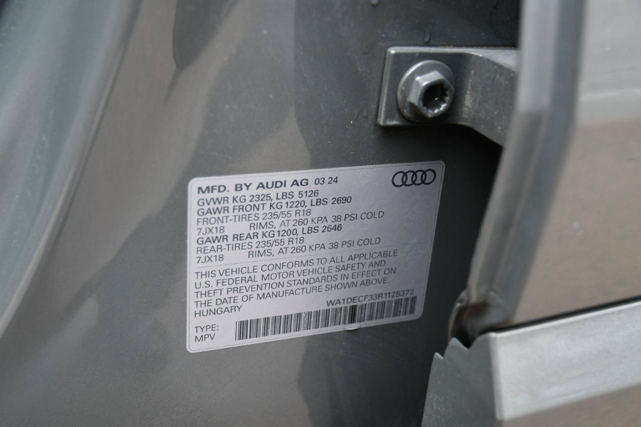 Used 2024 Audi Q3 2.0T Premium AWD/4WD image 29