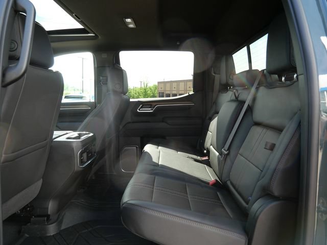 Used 2026 Chevrolet Silverado 1500 High Country w/ High Country Premium Package AWD/4WD image 14