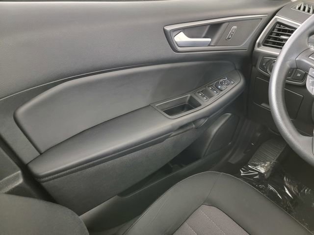 Used 2024 Ford Edge SE w/ Black Appearance Package AWD/4WD image 29