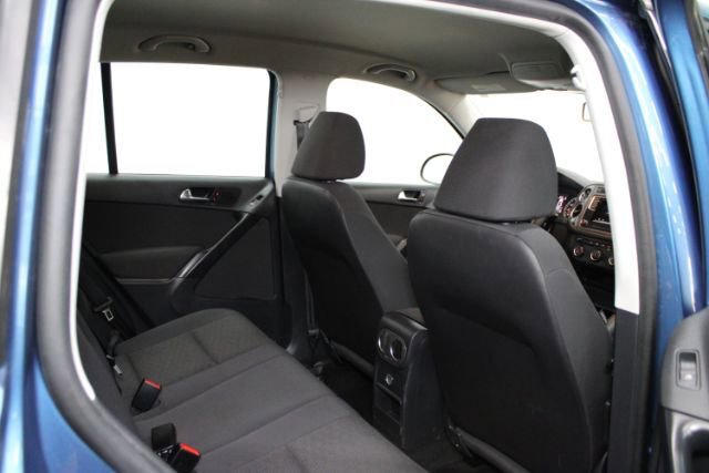 Used 2018 Volkswagen Tiguan Limited FWD image 19
