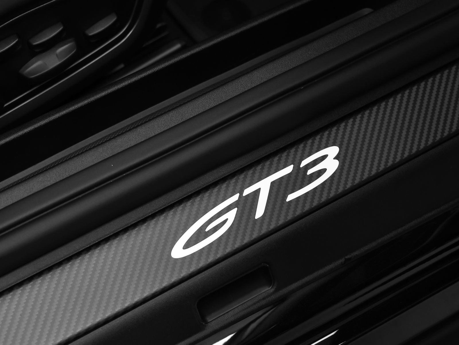Certified 2026 Porsche 911 GT3 RWD image 36