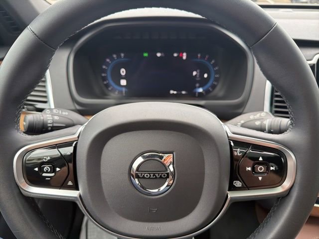 Used 2023 Volvo XC90 B5 Plus image 30