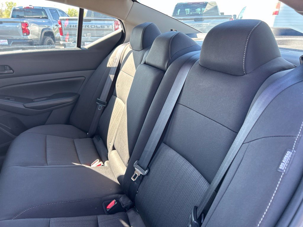 Used 2024 Nissan Altima 2.5 SV FWD image 31
