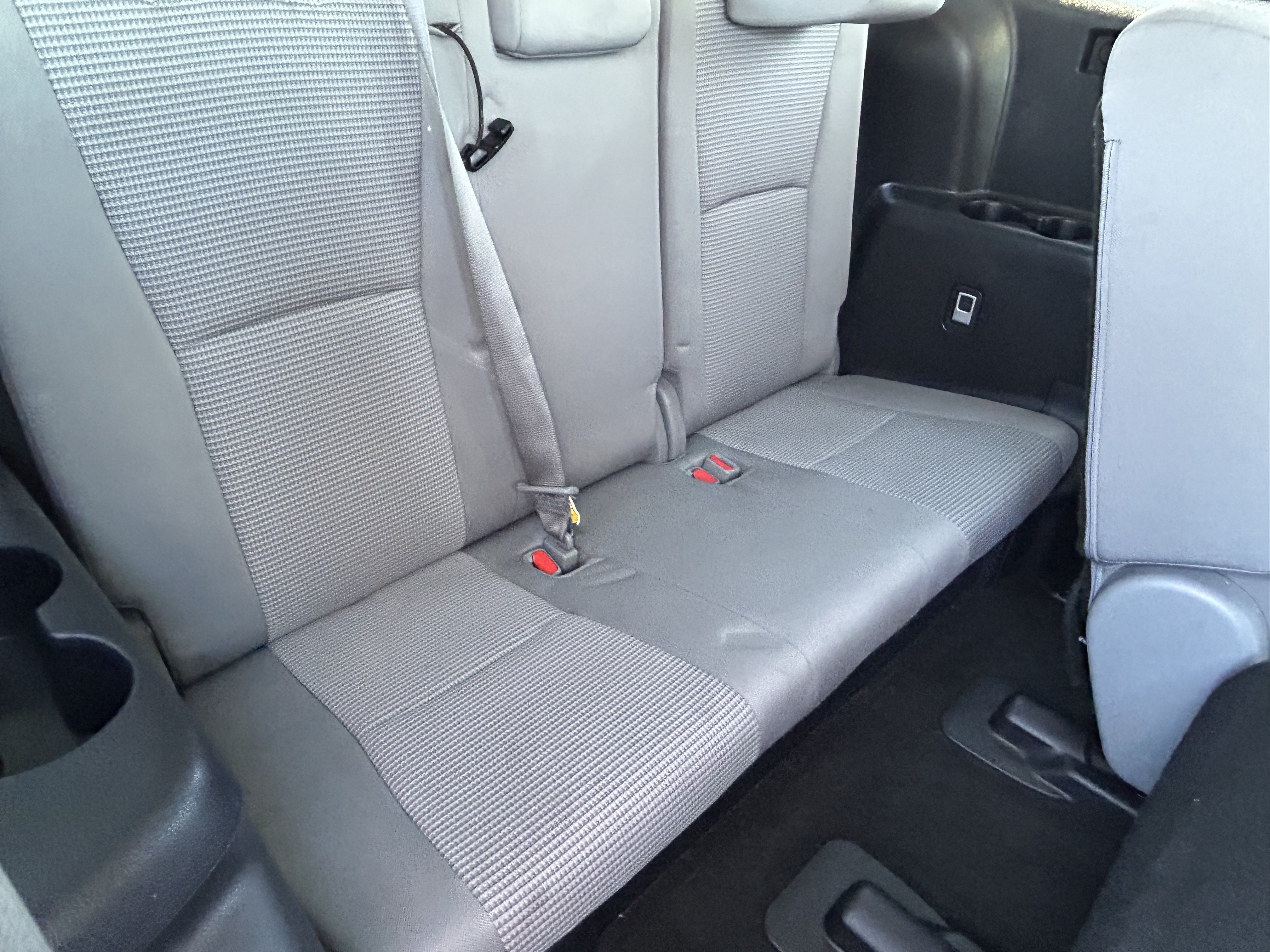 Certified 2023 Toyota Highlander LE FWD image 13