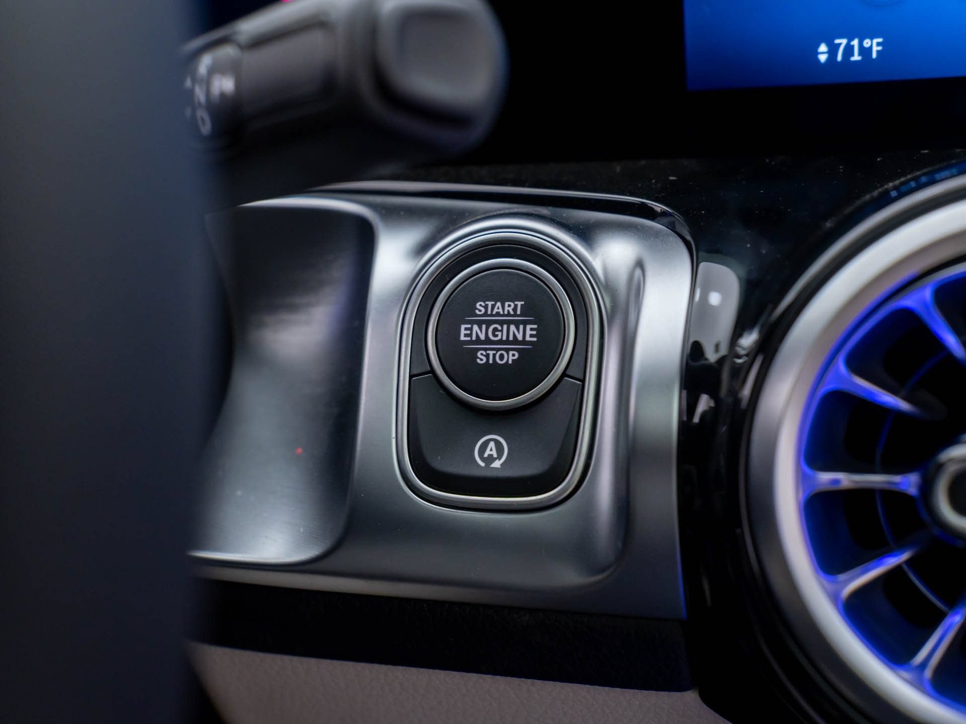 New 2026 Mercedes-Benz GLB 250 4MATIC image 27