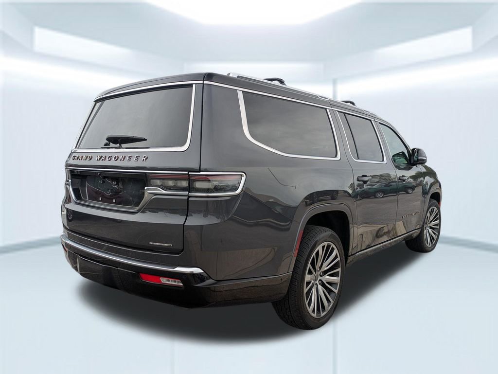 Used 2024 Jeep Grand Wagoneer L Series III image 2