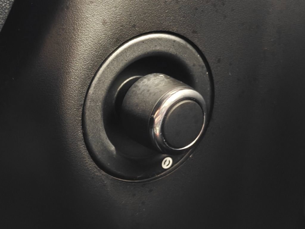 Used 2021 Land Rover Range Rover Westminster Edition image 15