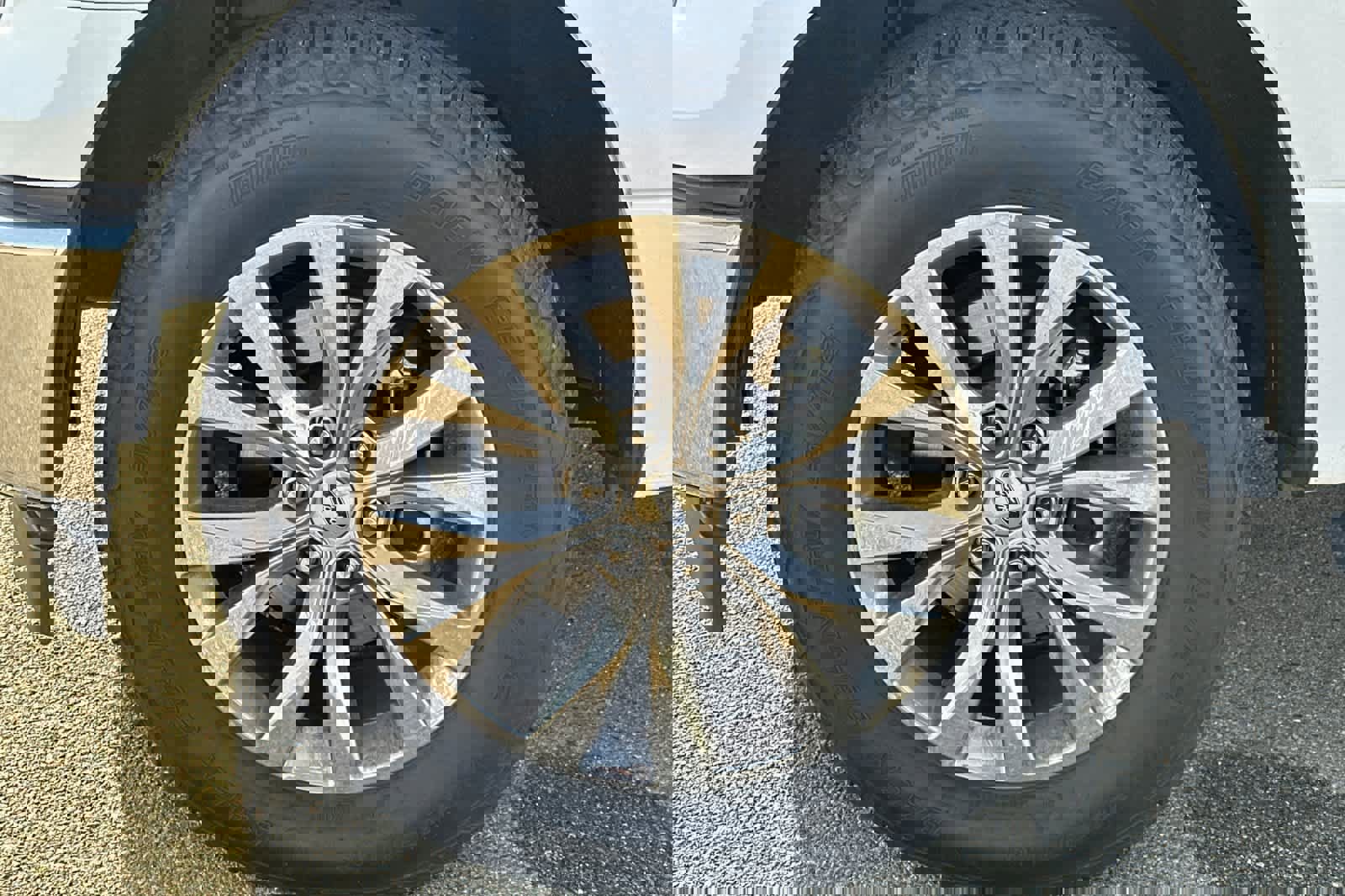 Used 2017 Ford F150 XLT w/ Equipment Group 302A Luxury image 22