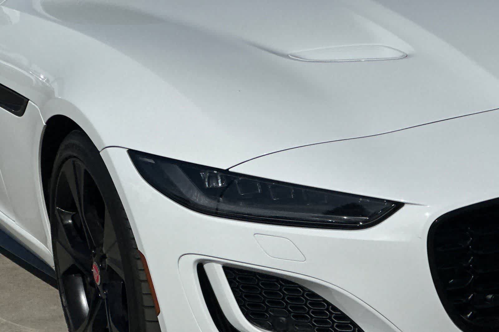 Used 2023 Jaguar F-TYPE R-Dynamic AWD/4WD image 30