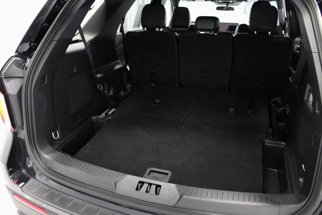 Certified 2025 Ford Explorer ST-Line w/ ST-Line Street Pack image 16