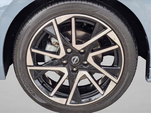 Certified 2025 Nissan Sentra SR FWD image 23