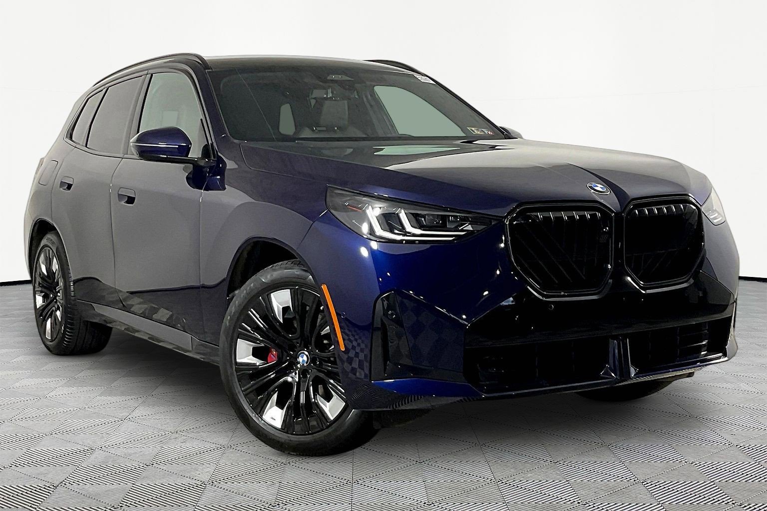 Certified 2025 BMW X3 xDrive30i w/ Premium Package image 4