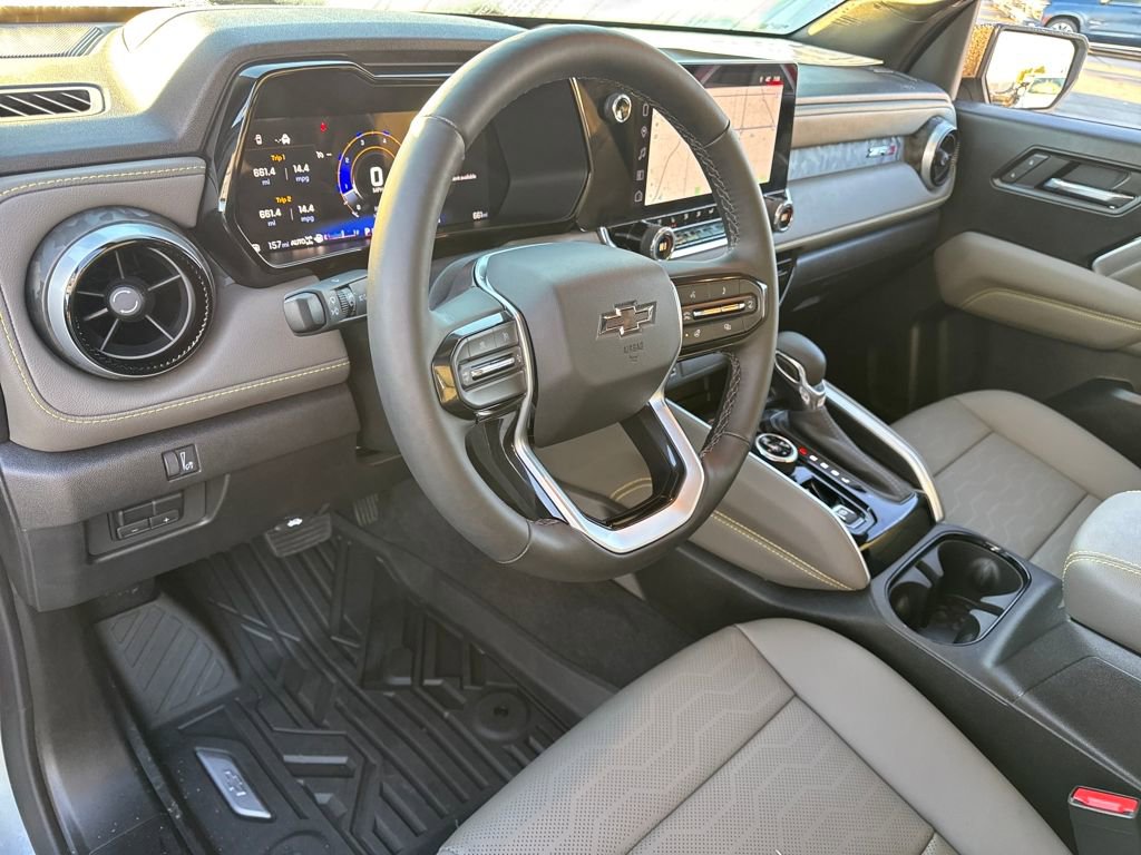 Used 2026 Chevrolet Colorado ZR2 image 17