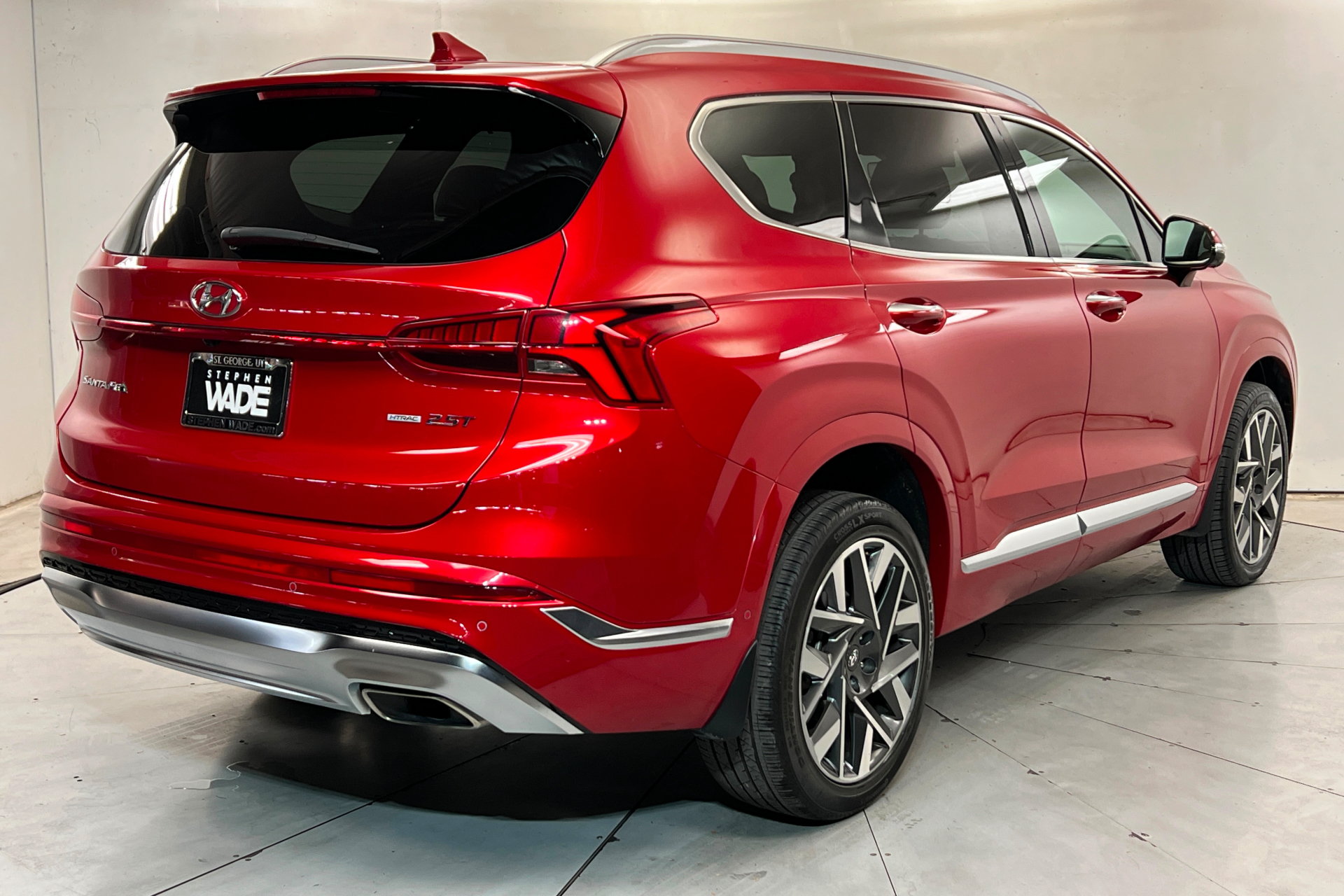 Used 2023 Hyundai Santa Fe Calligraphy w/ Cargo Package AWD/4WD image 6