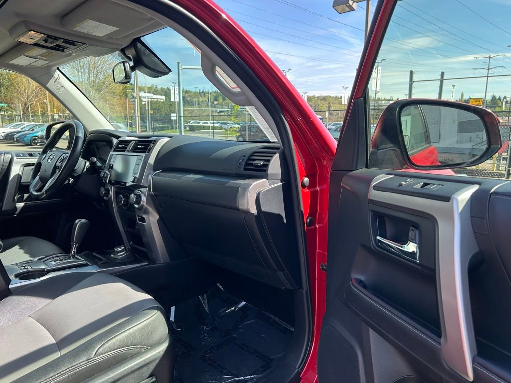 Certified 2024 Toyota 4Runner SR5 Premium w/ Moonroof Package AWD/4WD image 15