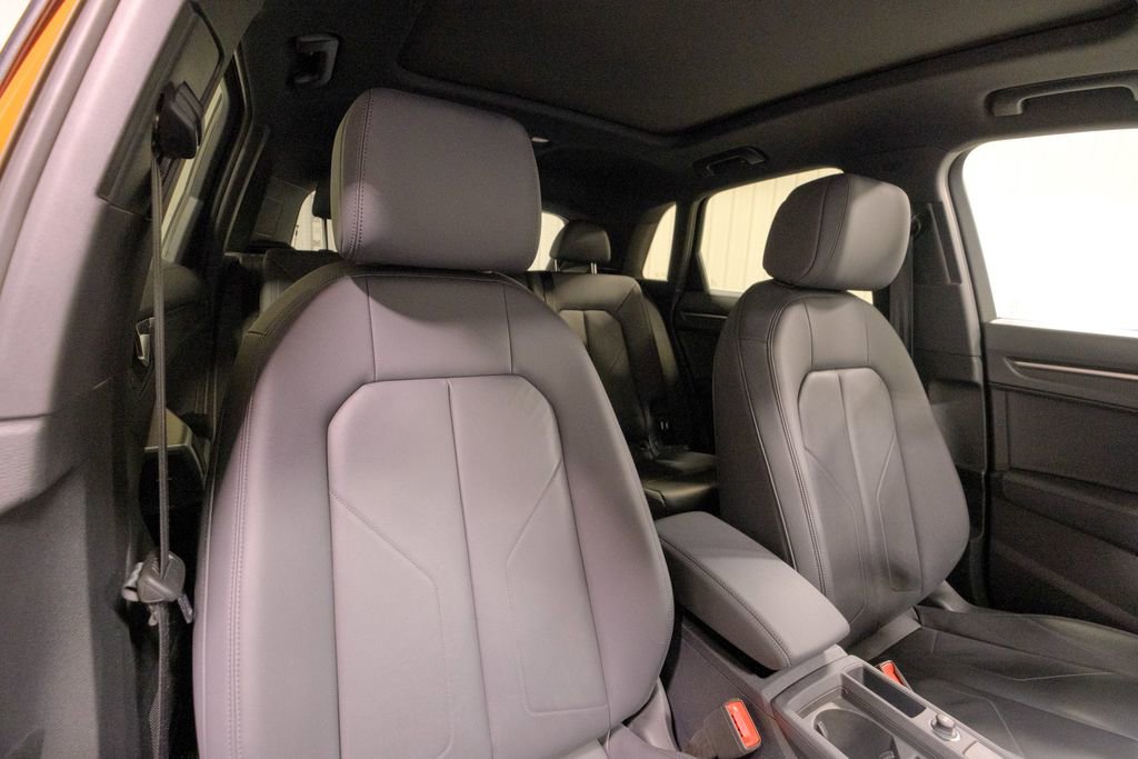 Used 2025 Audi Q3 2.0T Premium image 17