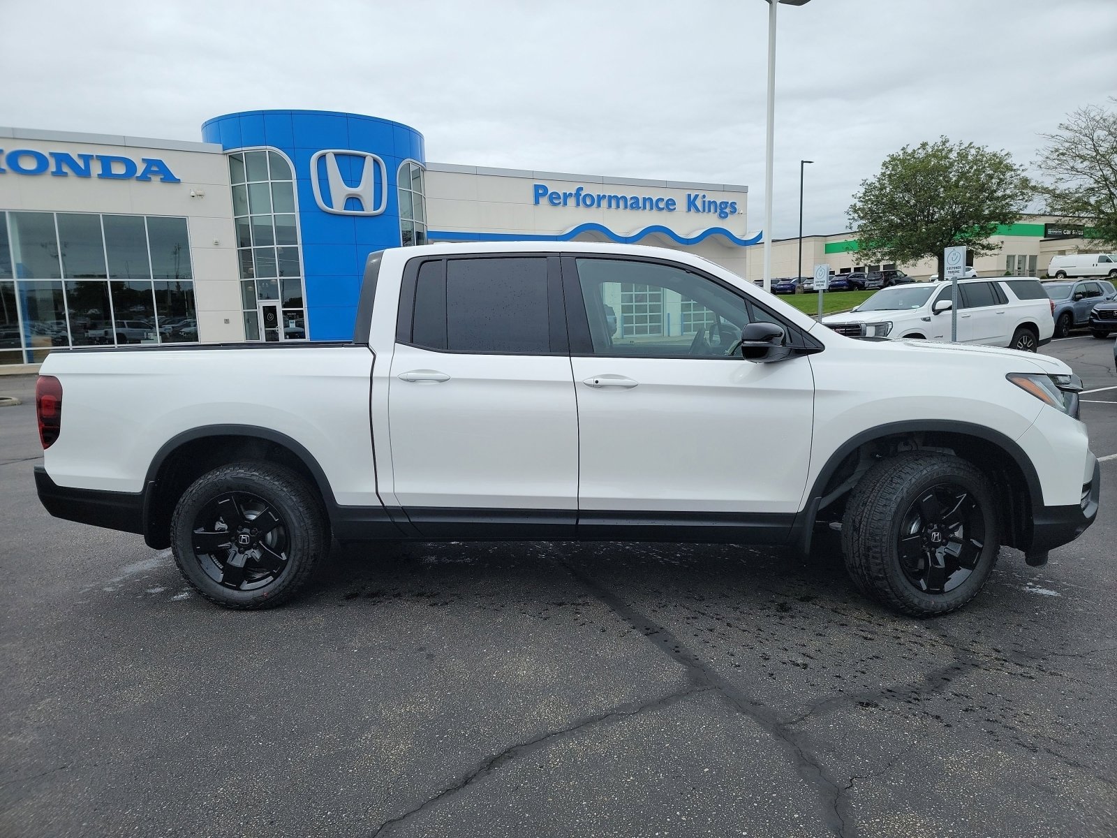 New 2026 Honda Ridgeline Black Edition image 11