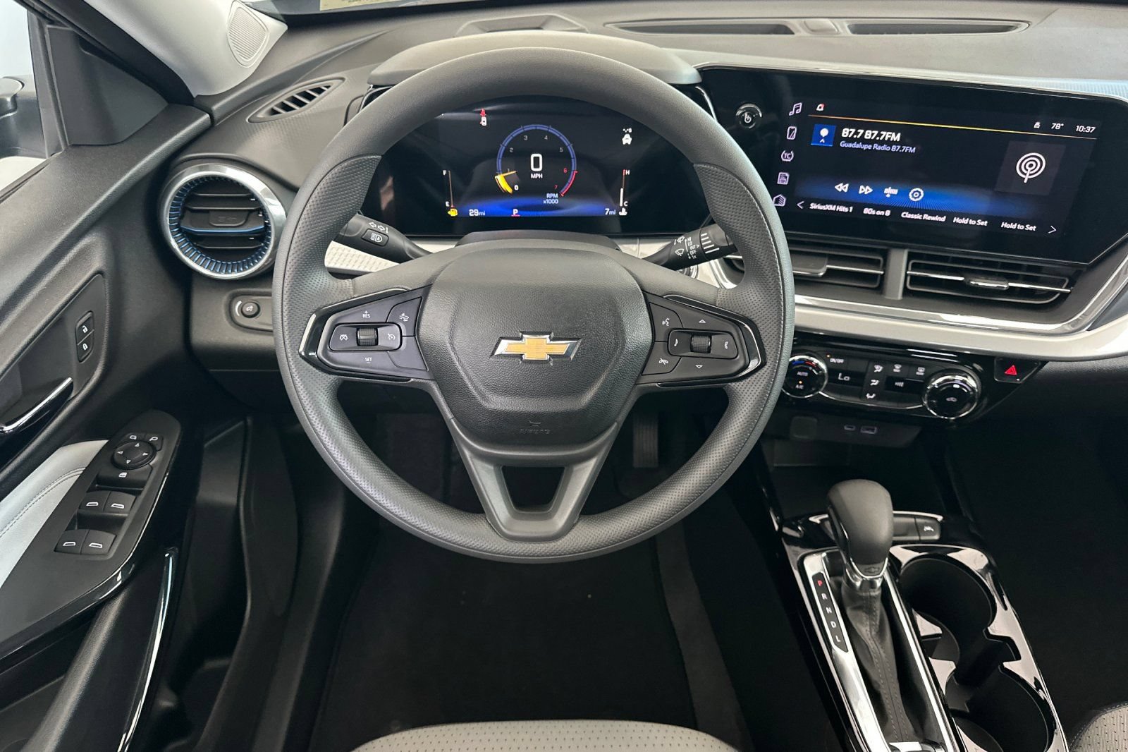 New 2026 Chevrolet Trax LT FWD image 14